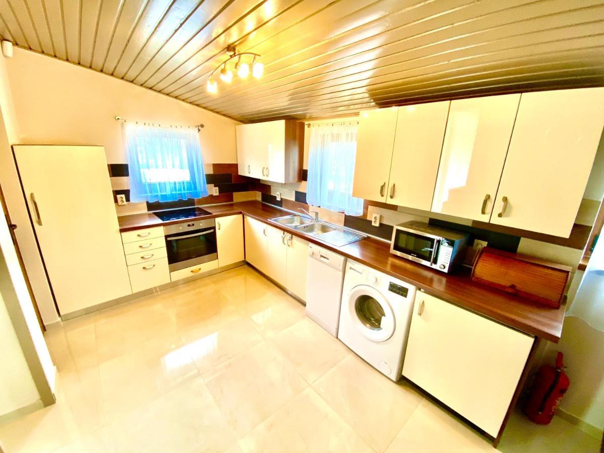 Villa 55 & Pool - Siófok Esterno foto